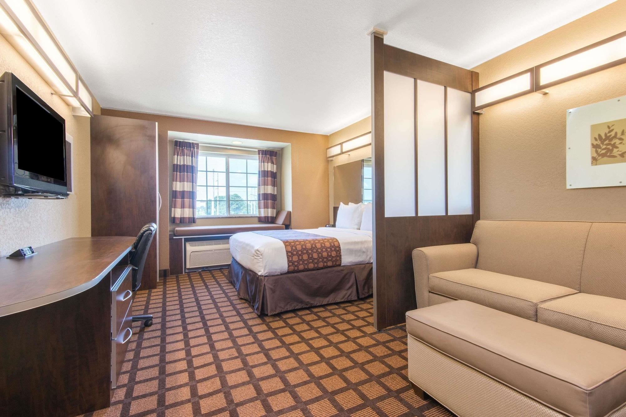 Microtel Inn And Suites Montgomery Exterior photo