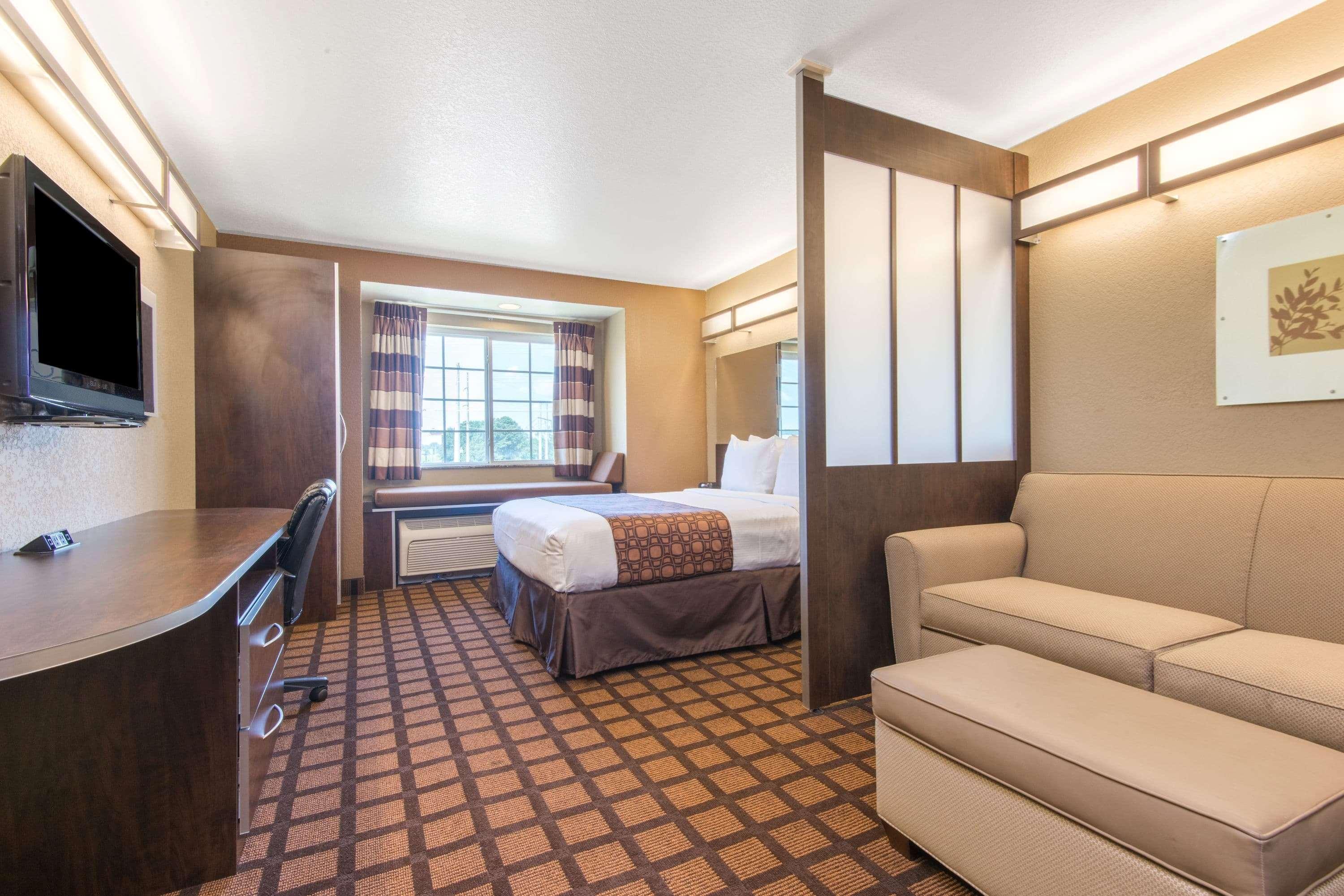 Microtel Inn And Suites Montgomery Exterior photo