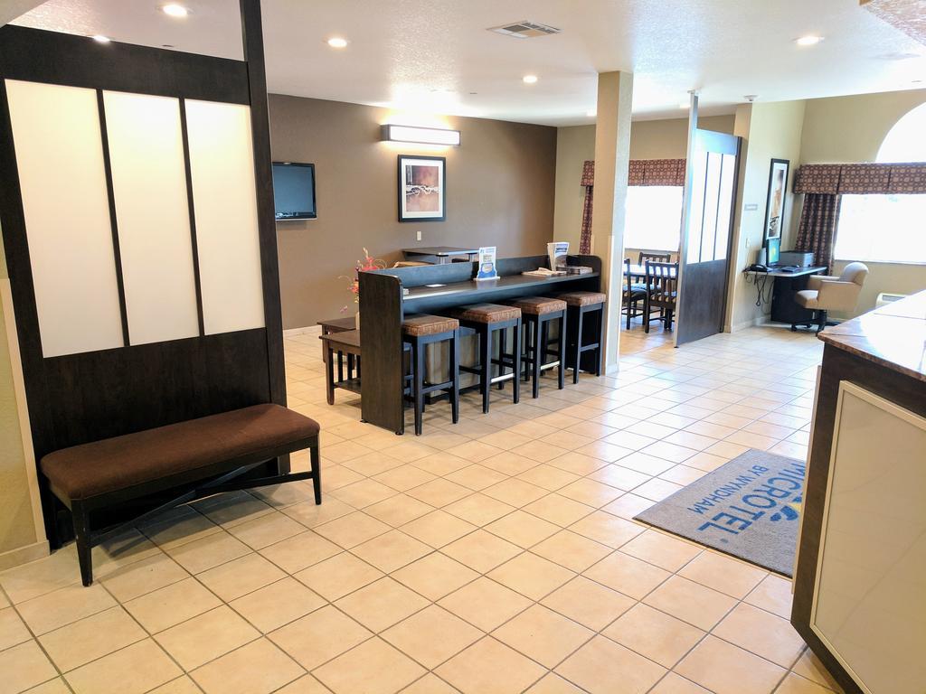 Microtel Inn And Suites Montgomery Exterior photo